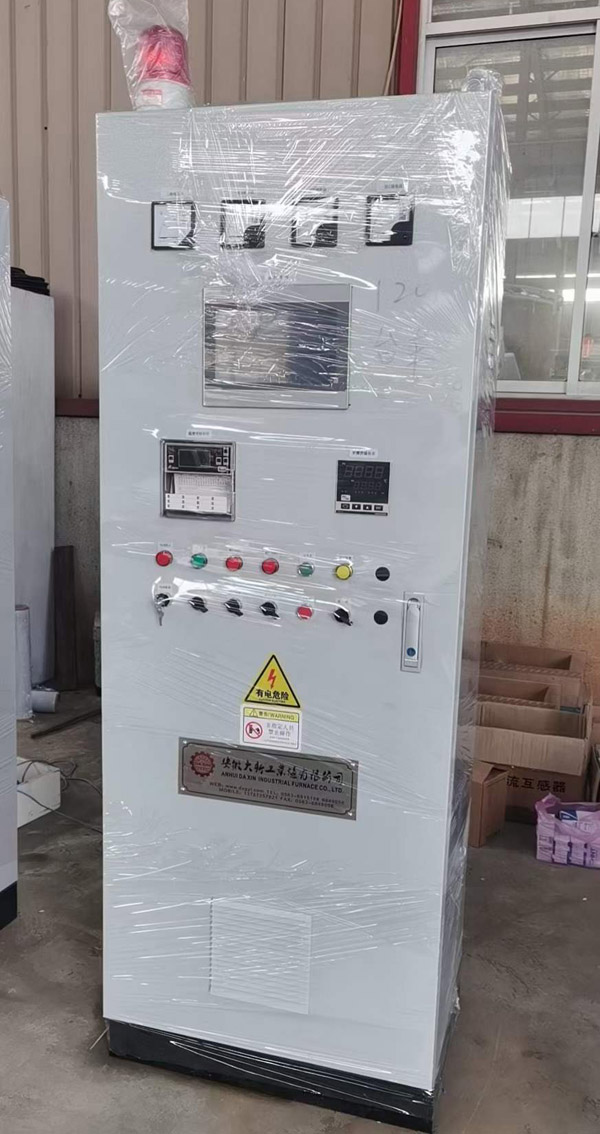 臺(tái)車式電阻爐發(fā)往無(wú)錫!